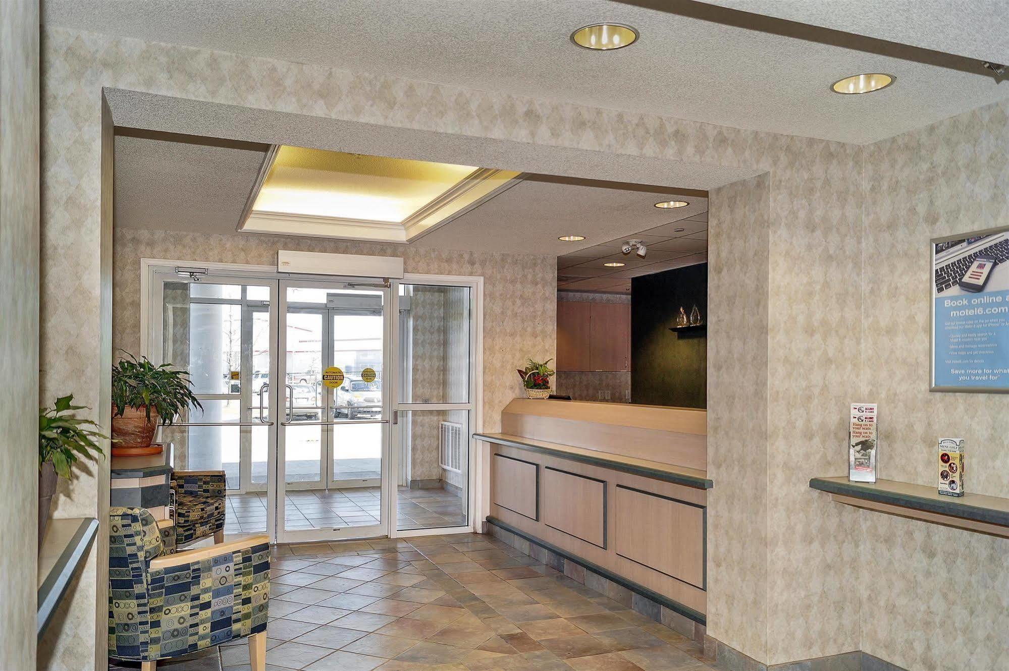 Motel 6-Peterborough, On Екстер'єр фото
